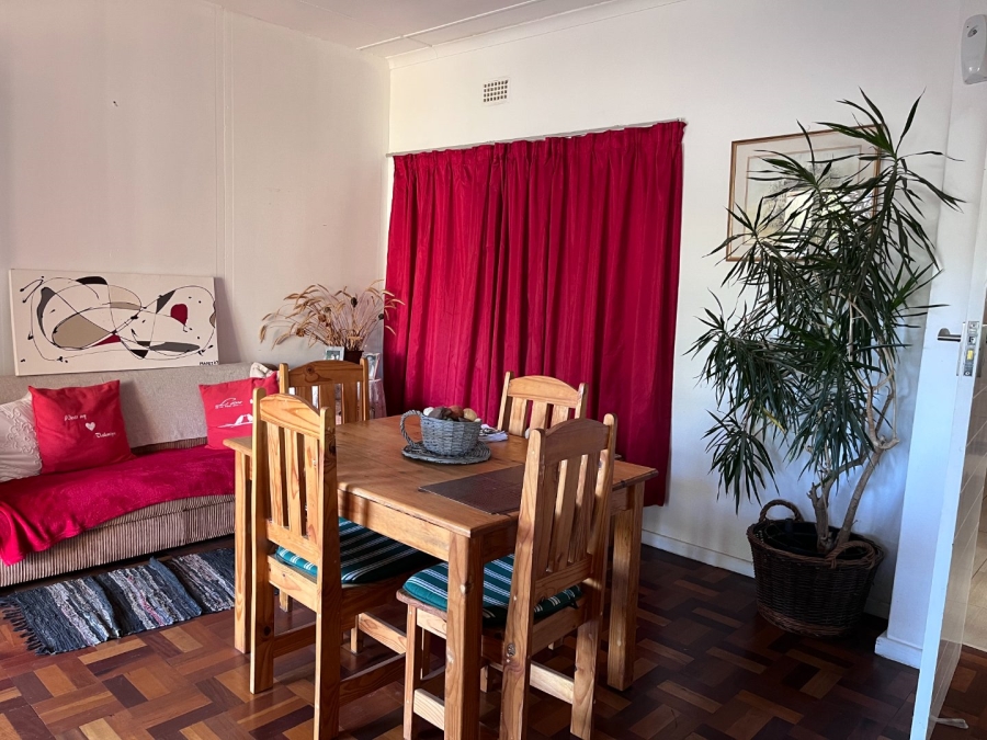 8 Bedroom Property for Sale in Table View Western Cape